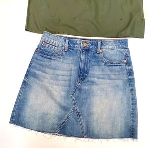 Gap Denim Retro Distressed Skirt Size 8